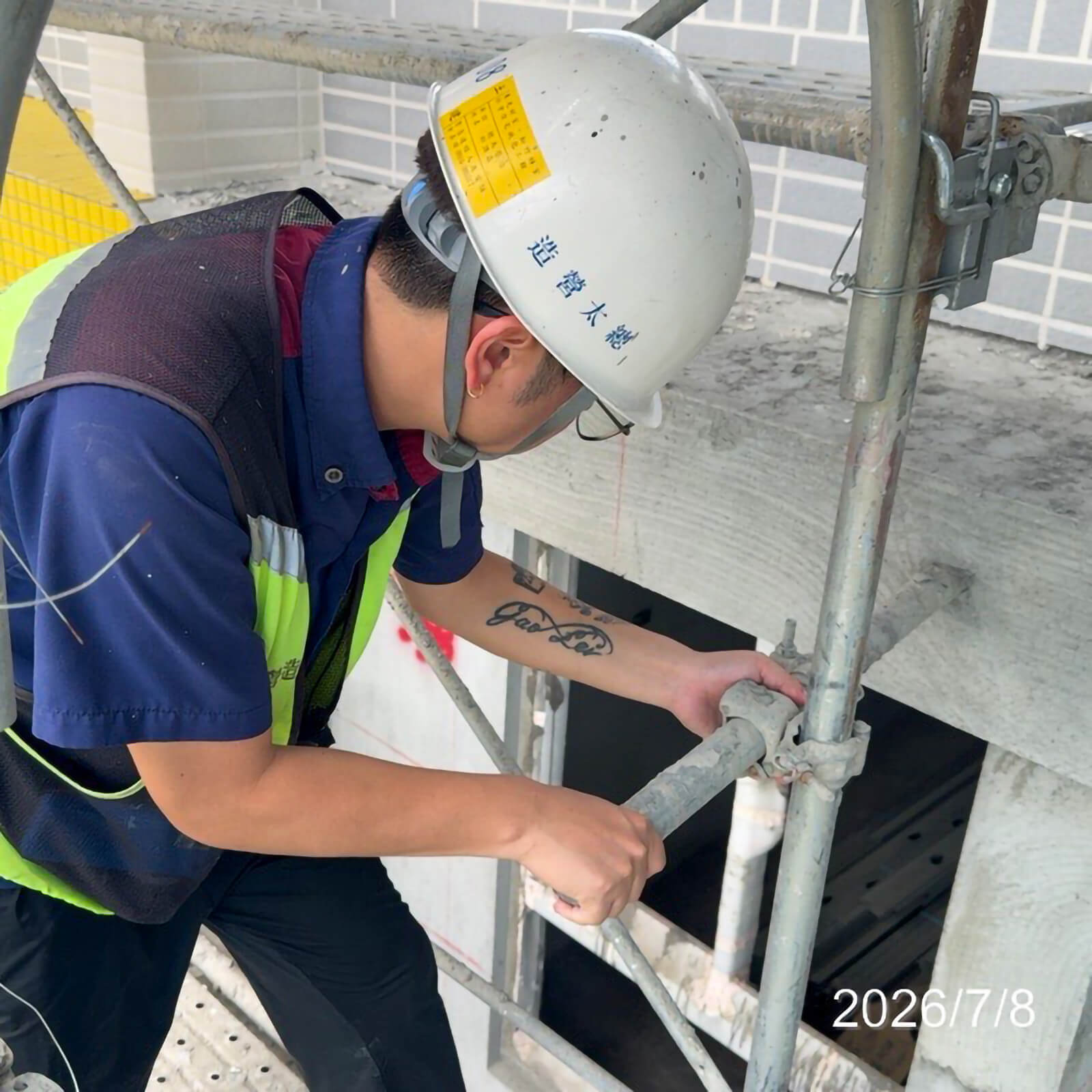 現場準備防汛沙包並規劃易積水區圍堵，維護工區排水通暢
