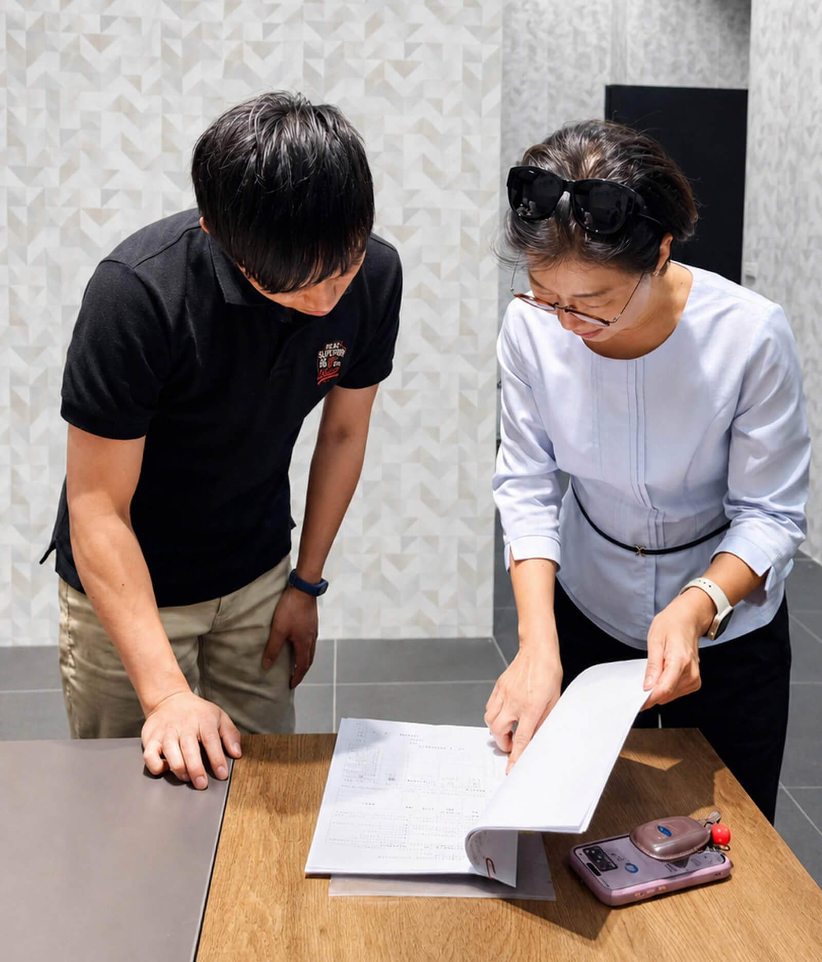 財務同仁與證券經理於太原總部嚴謹點交並確認重大財務與法務資料